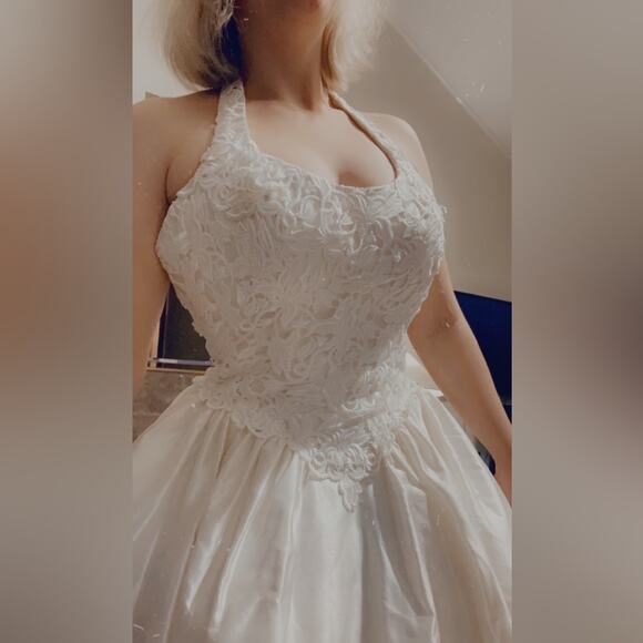90s ivory halter wedding dress - Picture 3 of 9